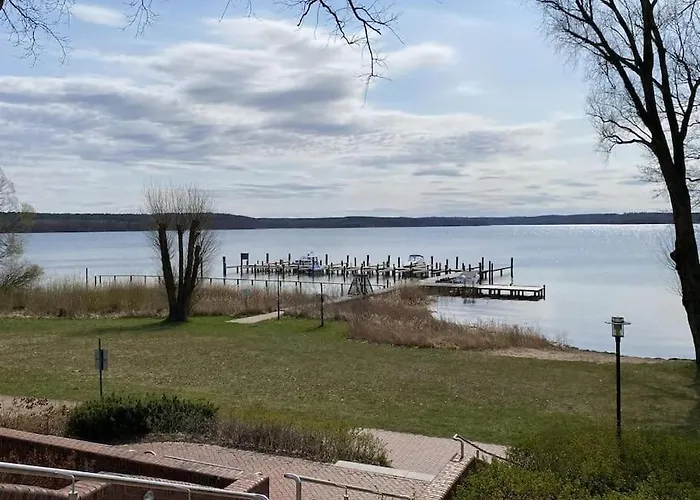 アパート In Mit Seeblick Og *